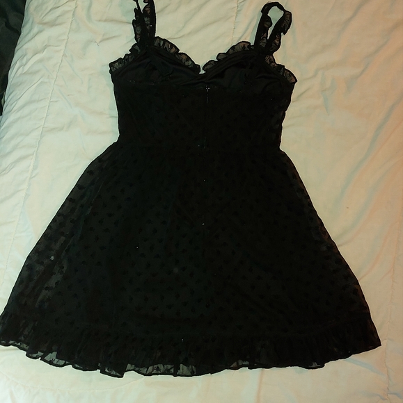 Royal bones black dress size medium, skull print, adjustable straps - Picture 2 of 4